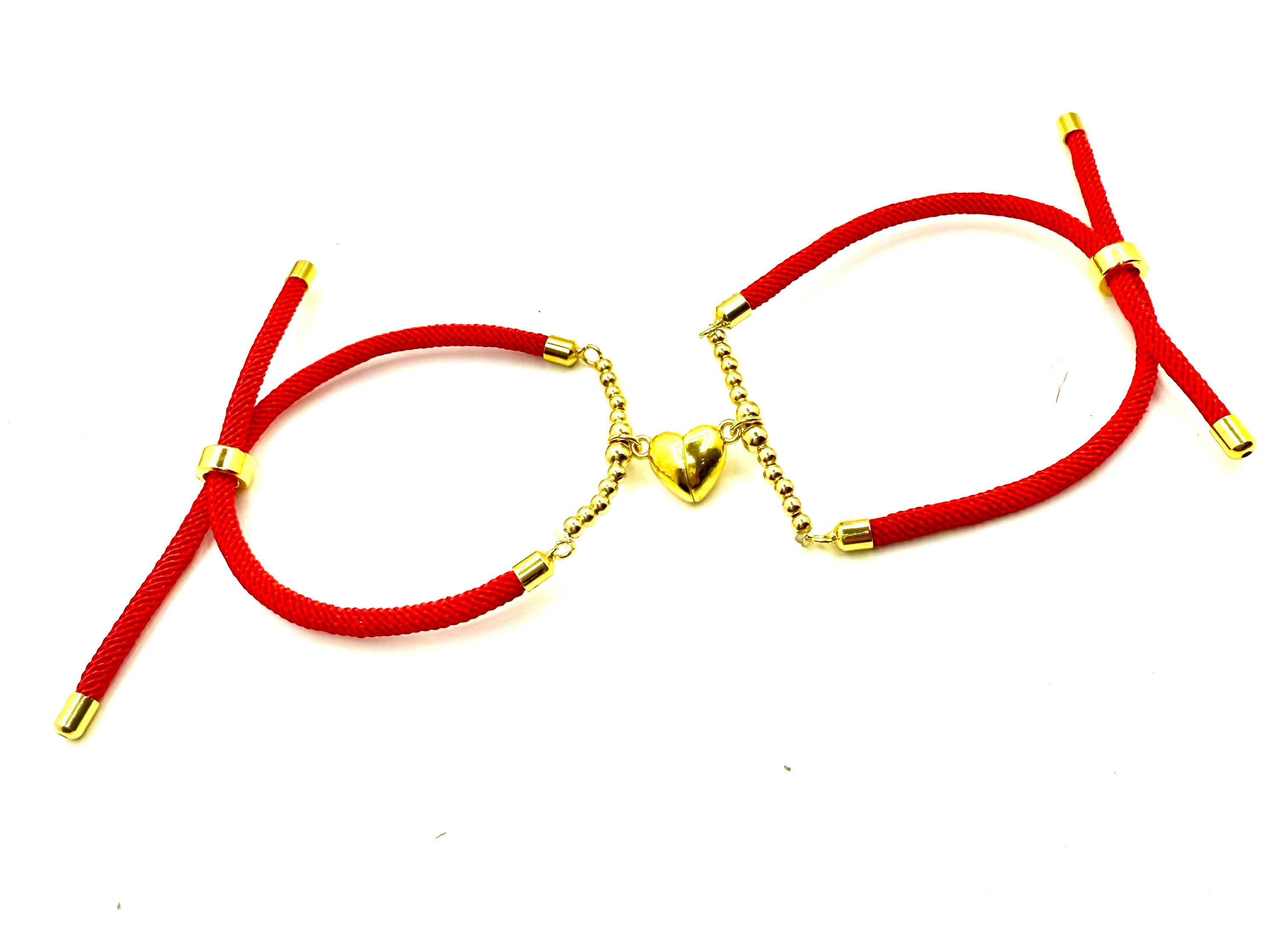 Pulsera Artesanal de Pareja – Hilo Rojo de Unión & Corazón Dorado | Protección, Amor y Conexión Espiritual